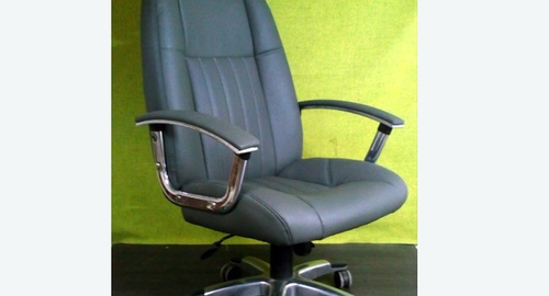 Перетяжка офисного кресла кожей. Южно-Сахалинск